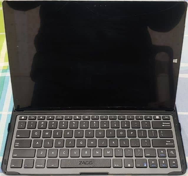 Microsoft Surface Pro 3 i5-4300U 8GB RAM 256GB SSD Laptop. 0