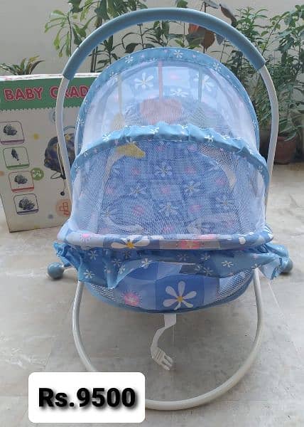 highchair,cradle and baby basket sell 7