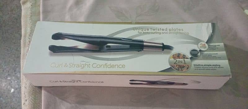 Professional 2-in-1 Twist Hair curler & Straightener 1