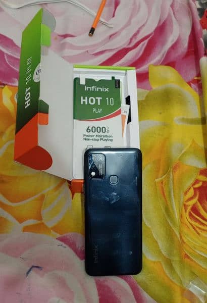 Infinix hot 10 play 4/64 0