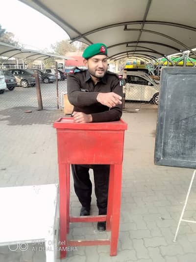 need 1 army person. jis ki kam az kam 5saal service ho