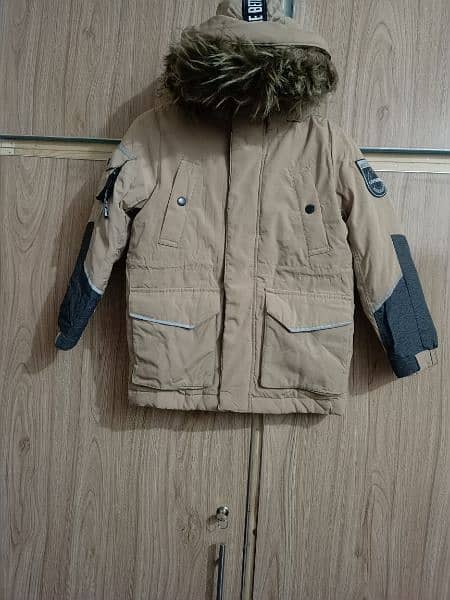 branded feather jacket premium condition 3