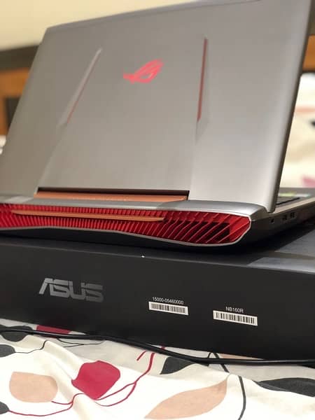 Asus Rog G752v 0