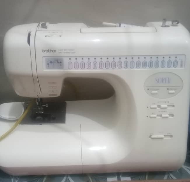 Computer Sewing Machine 0