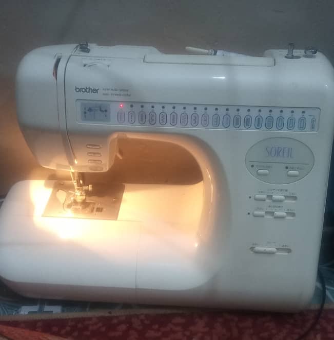 Computer Sewing Machine 1