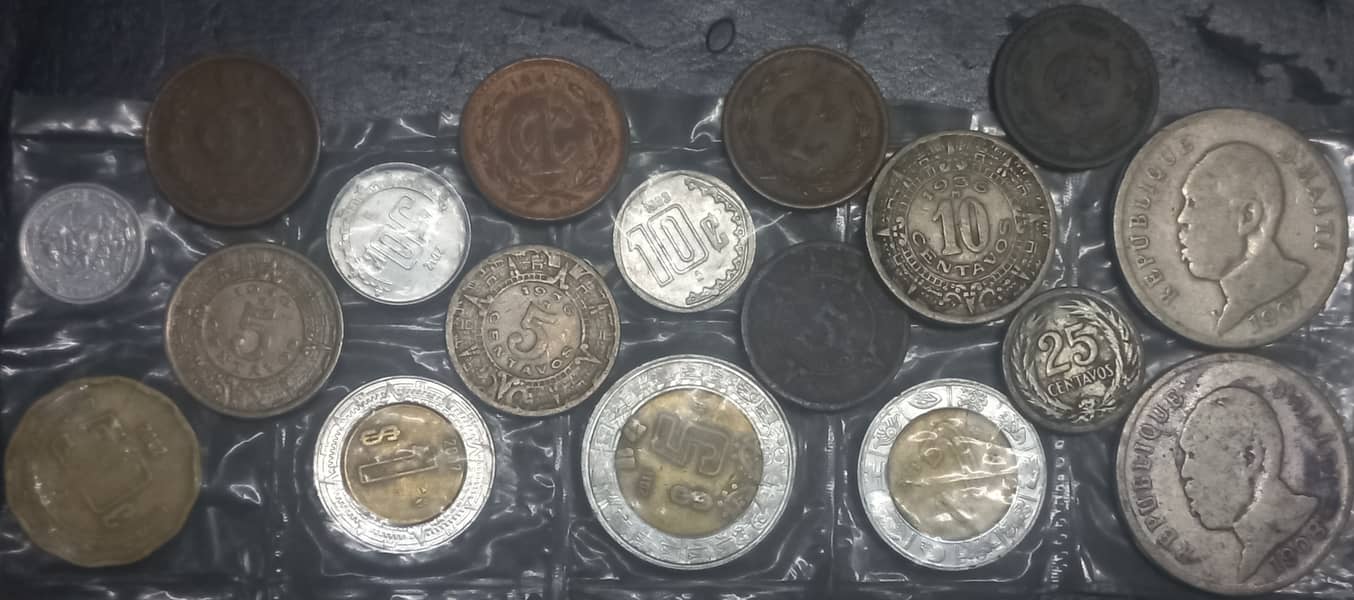 Coins of Americas & other Countries 0