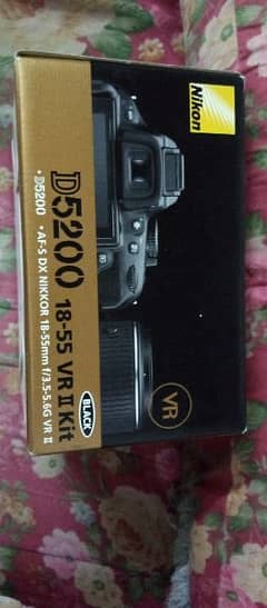 Nikon D5200 With complete box