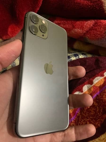 Iphone 11 pro 256 gb non pta total geniune. 1