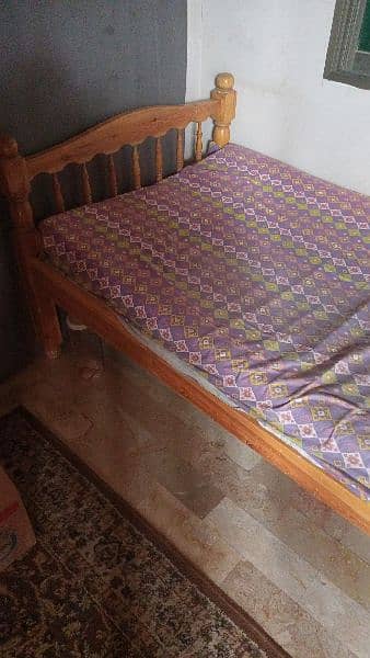 urgent basis one single bed with mattress 4