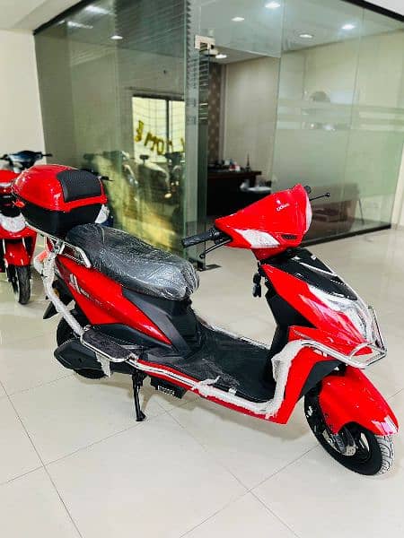 Electric Scooty 80 km in one charge 8
