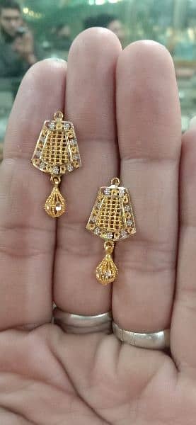 gold earings tops 13