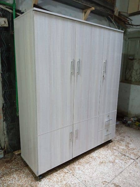 cupboard Wardrobe big Almari triple door 0316,5004723 1