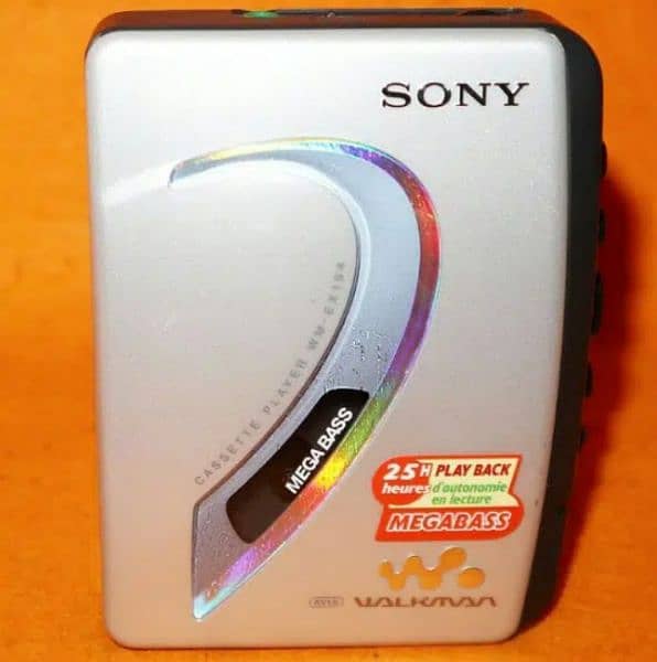 Sony Walkman With FM/AM Radio 3