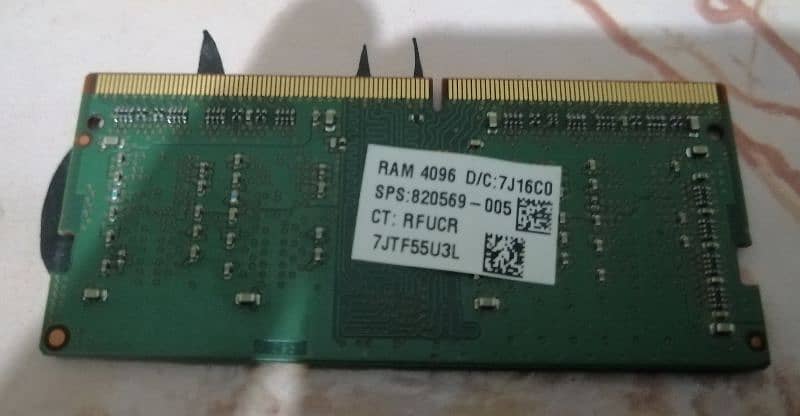 4GB DDR4 PC4 2400 LAPTOP RAM 1