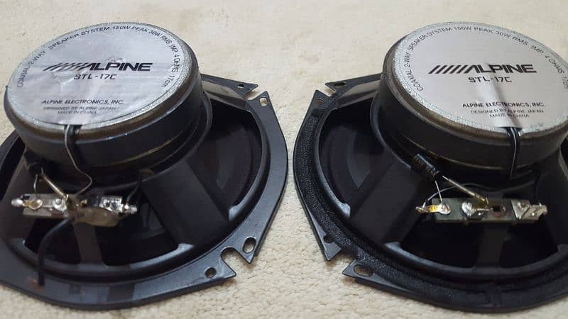 Original imported branded Geniune USA Alpine door Component Speaker 0