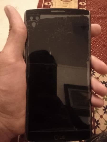 LG V10 for sale 10/8 condition 3