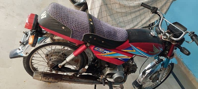 Honda cd 70 2019 MEHRABPUR SINDH model for sale in a good condition 2