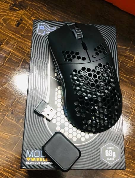 Glorious Model O Wireless Gaming Mouse ( gaming pc ) 0
