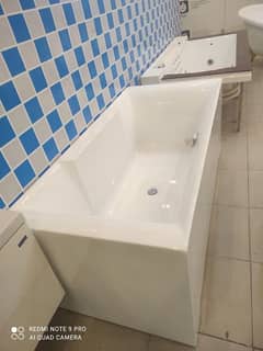 acrylic jacuuzi  bathtubs and pvc vanities for sale