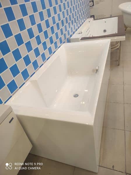 acrylic jacuuzi  bathtubs and pvc vanities for sale 1