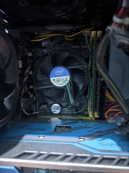 Intel Core i5-4570 with ASUS H81M-E 1
