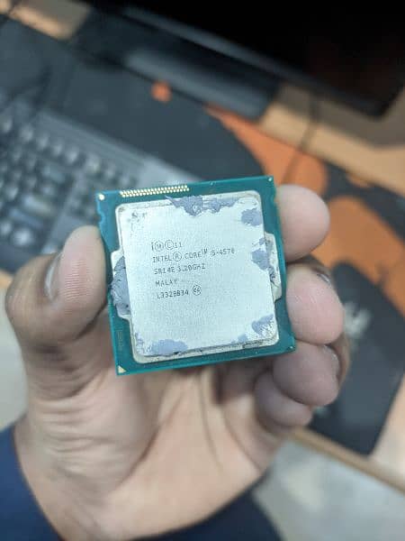 Intel Core i5-4570 with ASUS H81M-E 3