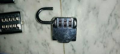 branded lock without key