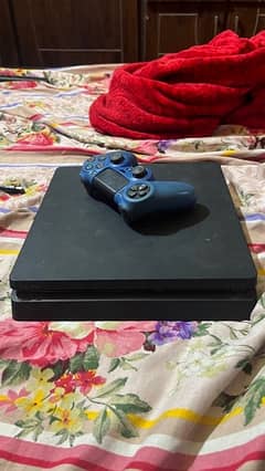 Ps4 Slim 500gb hdd with uncharted 4 dvd