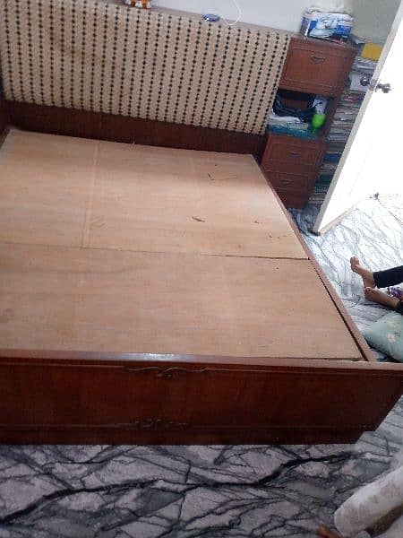 Beds Wooden 1
