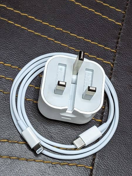 iphone 14 pro max original 20w charger with cable   0320_94_04_817 1