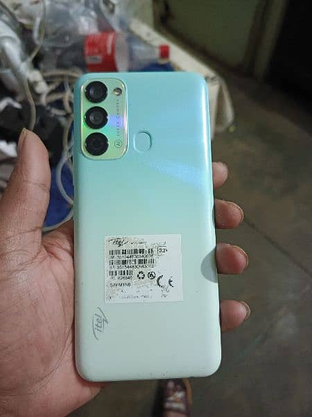 itel vision 3.3 32 with box 0