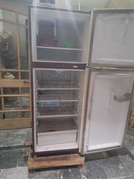 sale refrigerator used 1