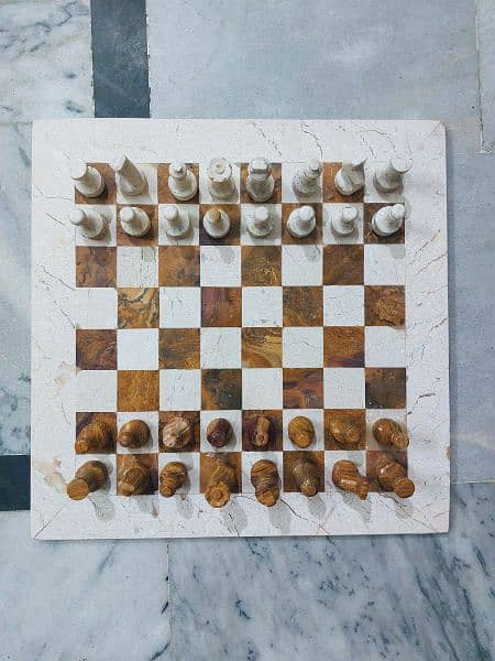 Marbel Chess Set 1