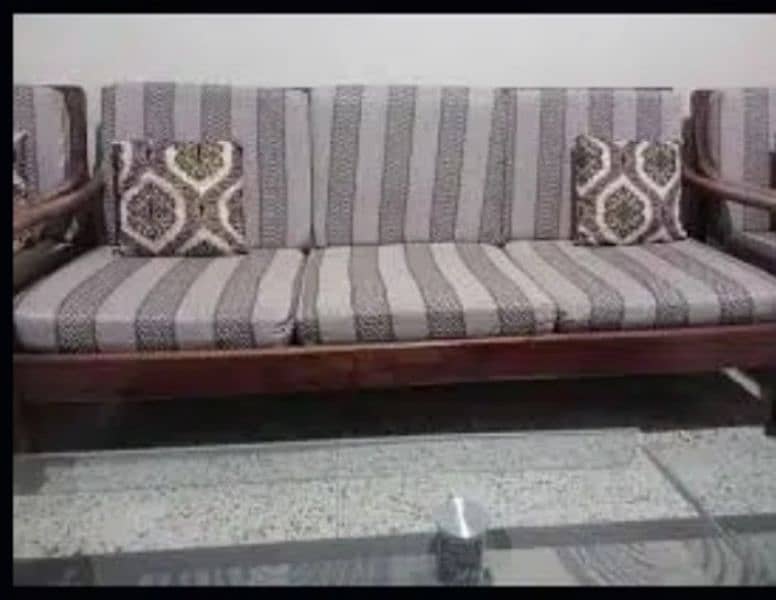 5 seater wooden sofa set with extra cushion covers 1
