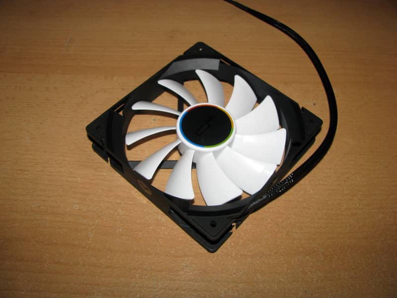 Cryorig and NZXT 120mm Case Fans 0