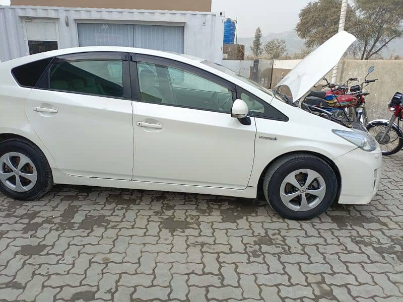 Toyota Prius 2011 for sale 3