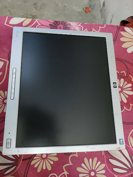 Hp Monitor Lcd without Base stand 3