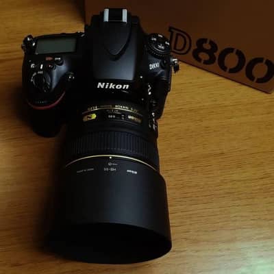 Nikon d800  with lens 24-120mm