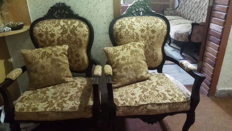 bedroom chairs for  24 thousand 1