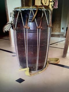 Dhol 10/10 condition (professional)