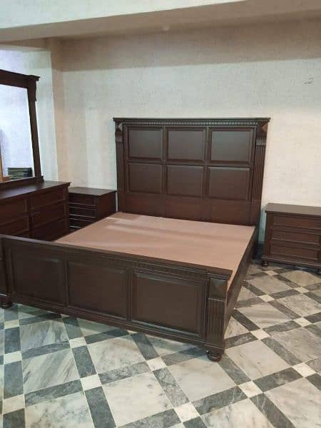 Chinioti Complete Bed Set in Solid Wood 3