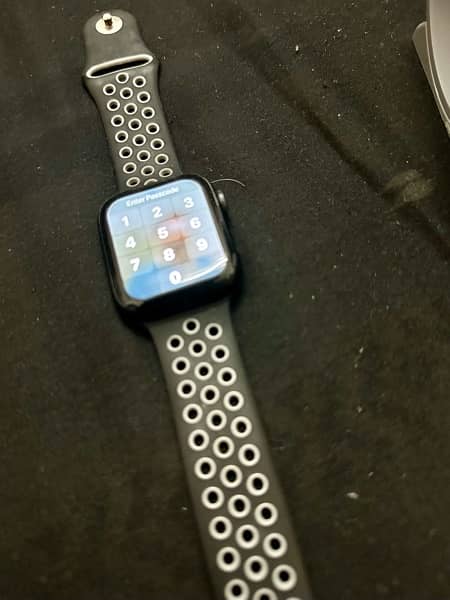 Apple watch series 6 44mm with extra straps and stand 2