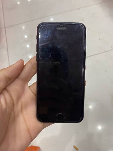 Iphone 7 128gb pta approved 1