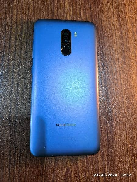 Xiaomi Pocophone F1 1