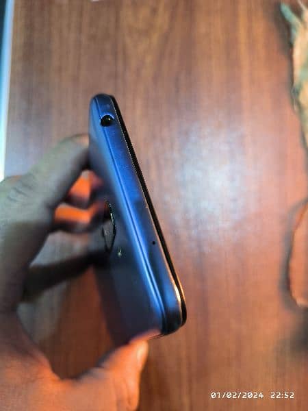Xiaomi Pocophone F1 3