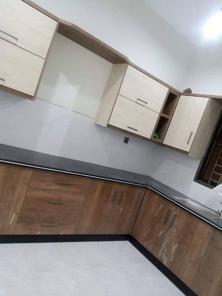 kitchen cabinet and Granite 2