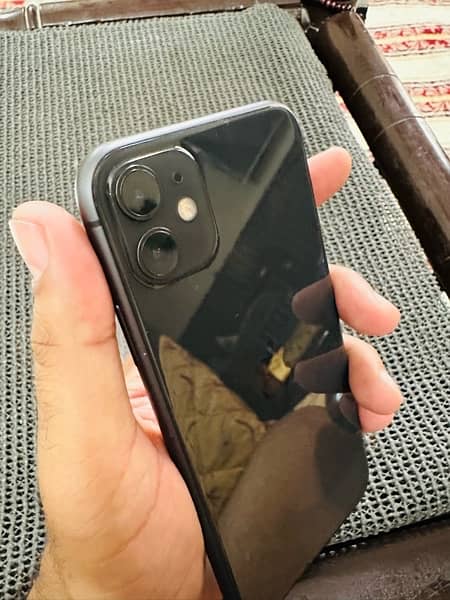 apple iphone 11 64gb urgently sale need cash waterpack 4