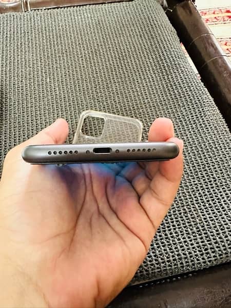 apple iphone 11 64gb urgently sale need cash waterpack 5