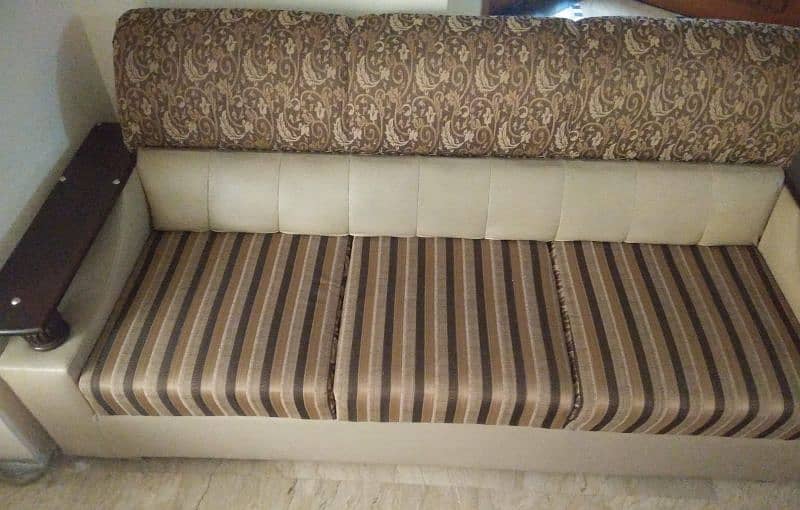 Leather sofa set (6 seater) LAHORE 1