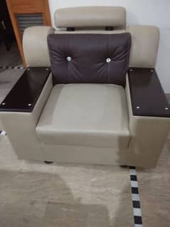 Leather sofa set (6 seater) Lahore